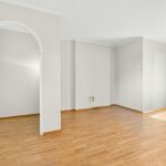 Panele winylowe Arbiton – jak czyścić, żeby przetrwały dekady? Kompletny przewodnik